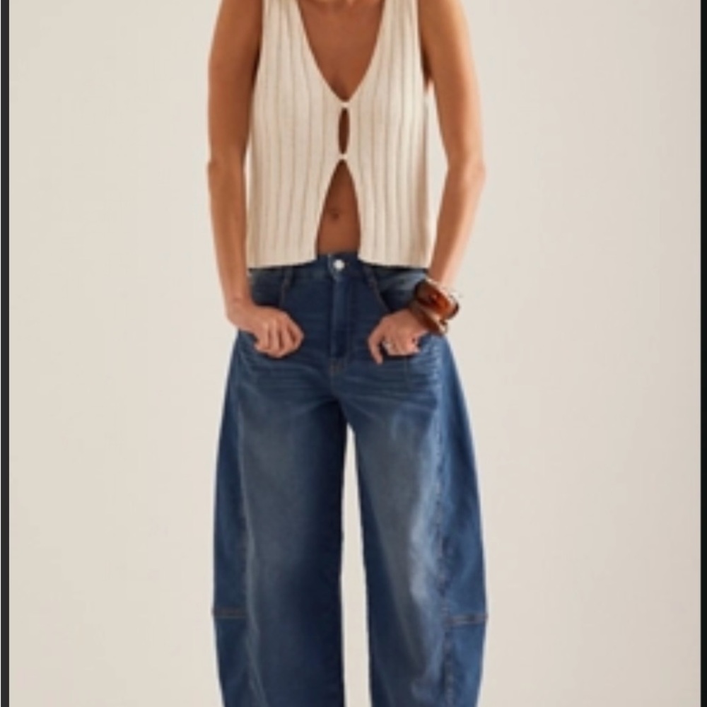 Anthropologie The Kenna Mid-Rise
Heritage Barrel Jeans by Pilcro Denim-Knit NWT